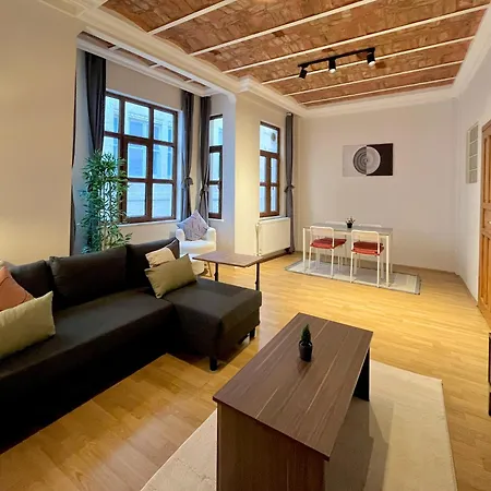 W/ New Furnitures Next To Istiklal Street And Taksim Square Aparthotel *