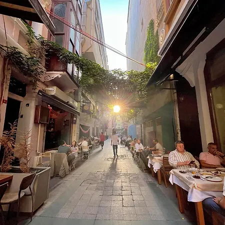 W/ New Furnitures Next To Istiklal Street And Taksim Square Aparthotel