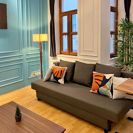 Aparthotel W/ New Furnitures Next To Istiklal Street And Taksim Square Istanbul