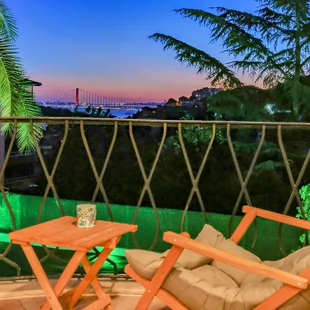 Isitmali Havuzlu Lueks Villa Istanbul