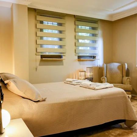Villa Isitmali Havuzlu Lueks *