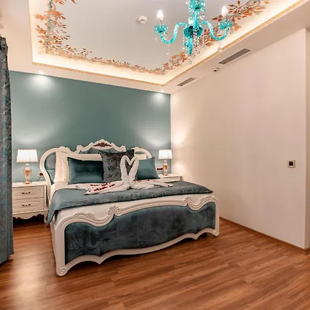 Seven Hills Palace &