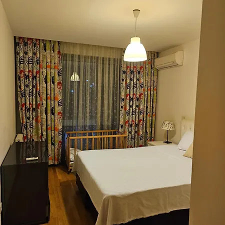 Taksim Perfect Residence, 3 Bedrooms, 140 M2, Pool Gym Sauna Access Κωνσταντινούπολη