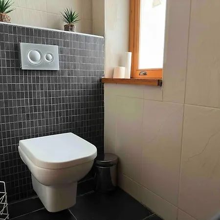 2br, 2ba, 1st Floor Of Historical Building ,galata 아파트