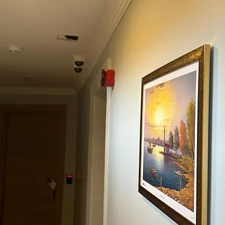 Bali Star Hotel *
