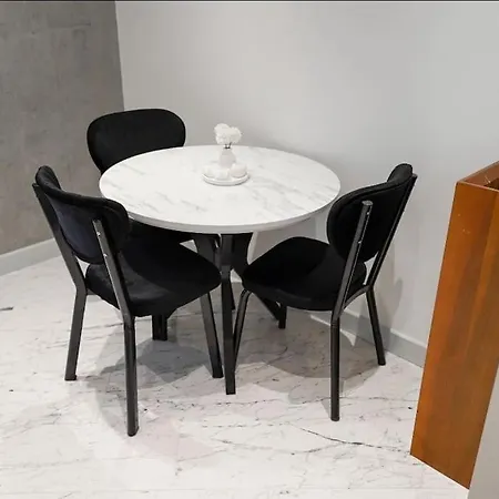 아파트 Lavish 40 Floor Skyviwe Ist *