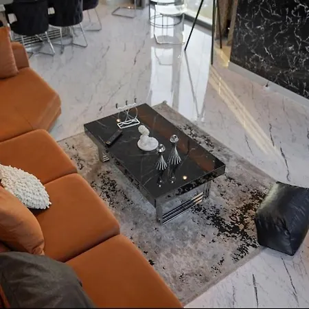 아파트 Lavish 40 Floor Skyviwe Ist