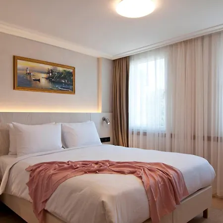 Xloft 3*