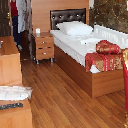 Aquarium Hotel 3*