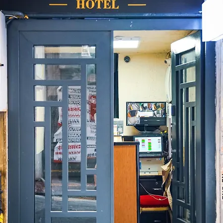 The Balo Pera 3* Istanbul