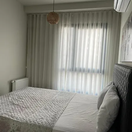 Huzurlu Ve Sirin Apartamento Estambul