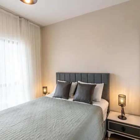 Peaceful And Private Escape 1-bedroom Apartment *