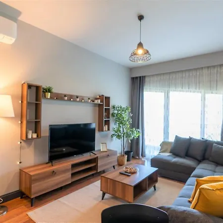 Bright And Modern With Stunning View Apartment *