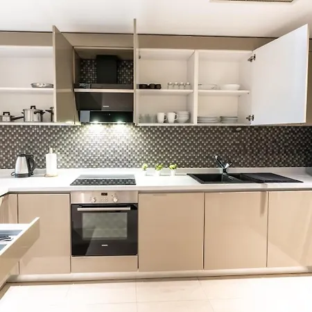 Appartement 1-bdr Getaway With Poolgym Near Taksim Square *
