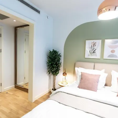 1-bdr Getaway With Poolgym Near Taksim Square Appartement *