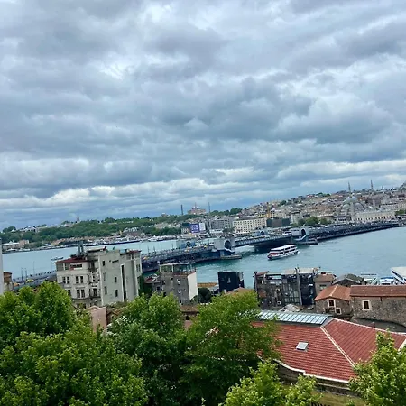 Ξενοδοχείο με διαμερίσματα Art Karakoey *