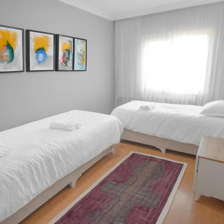 New Furniture, Zero Air Conditioning, Modern And Quiet 19 Apartamento *