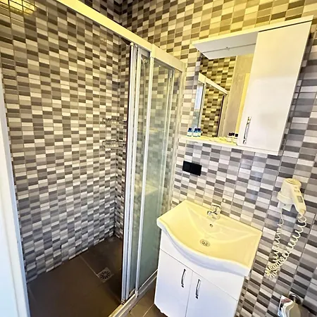 Taxim Alyon Otel