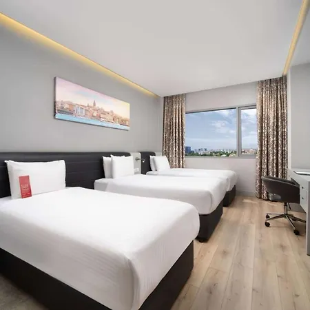 Hotel Ramada Plaza Atakoy