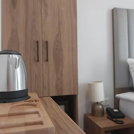 Business Life Guenesli Hotel 3*
