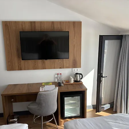 Hotel Business Life Guenesli 3*
