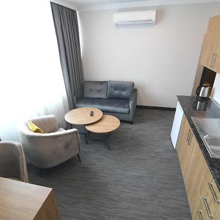 Home Plus Hotel