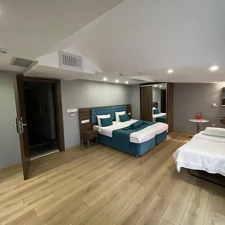 Hotel The Beyza & *