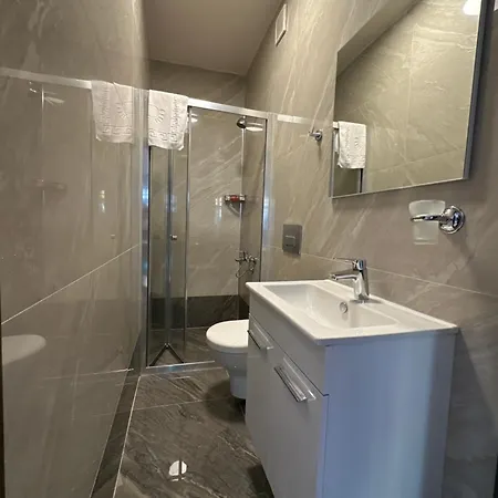 ضيافة تراس فندق مبيت وإفطار 3*
