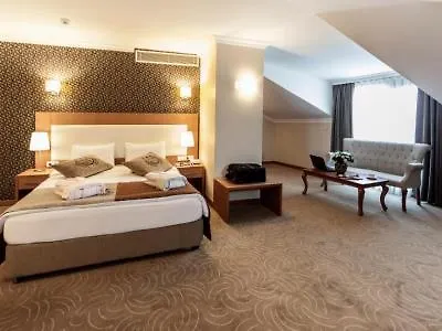 Grand Avcilar Ξενοδοχείο 3*
