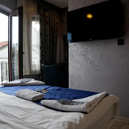 Otel Taxim Alyon 3*