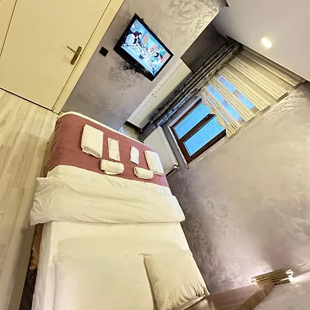 Taxim Alyon Otel 3*