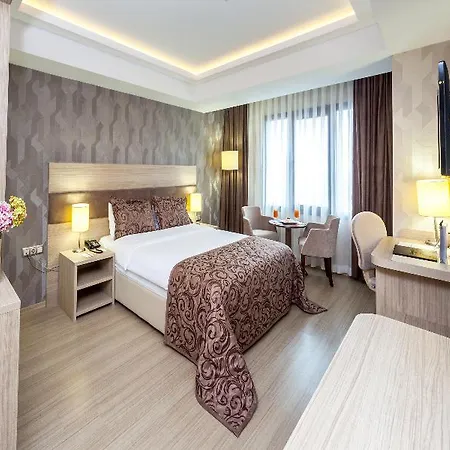 Hotel Golden Way Giyimkent Istanboel