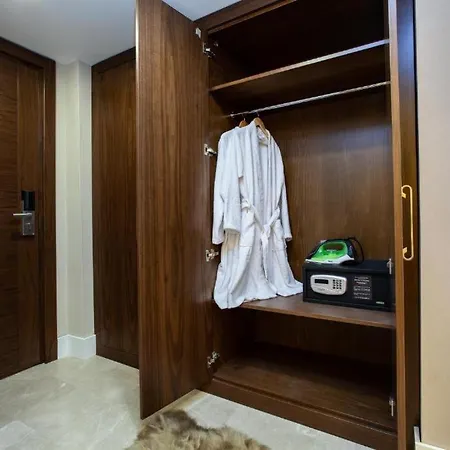 Lord Morgan & Exclusive Design Cihangir 2* Istanbulská provincie