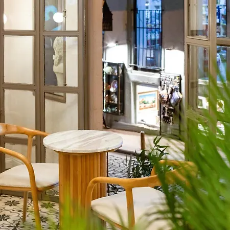 加拉塔艺术酒店 酒店