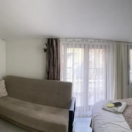 Nacre Boutique 3*