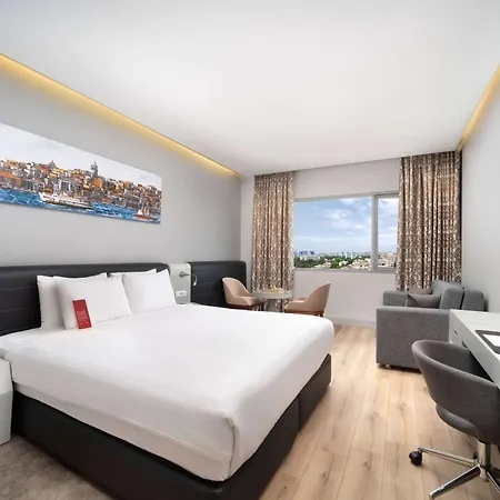 Hotel Ramada Plaza By Wyndham Atakoy 5*