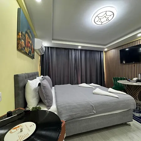 Hotel Ozer &