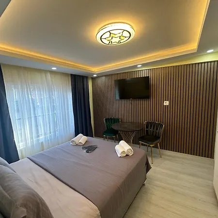 Ozer & Hotel Istanbul