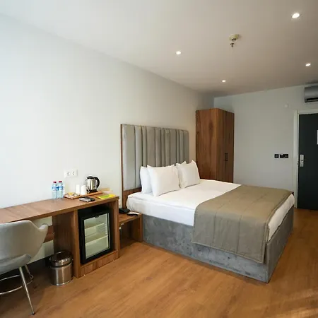 Business Life Guenesli Hotel