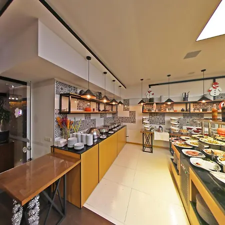 Antik Otel 4*
