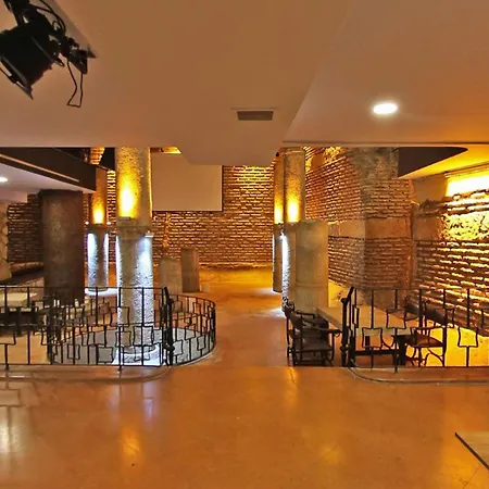 Otel Antik