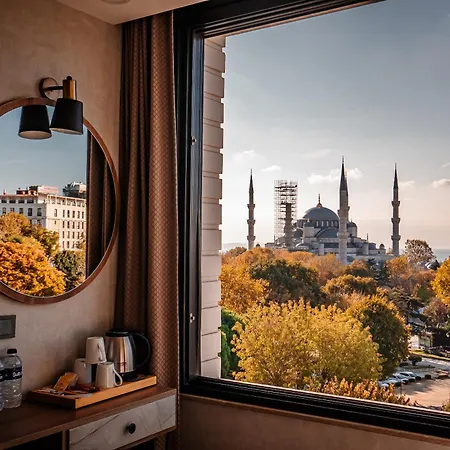 Hotel World Heritage Center 2*