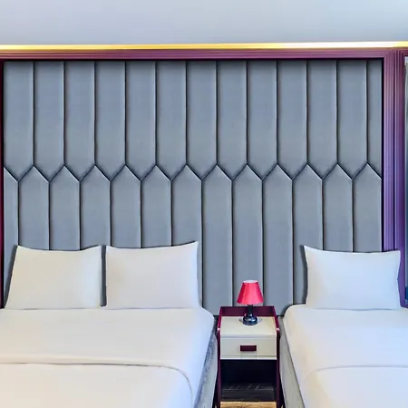 Heaven Premium Restaurant & Airport Shuttle Hotel 3*