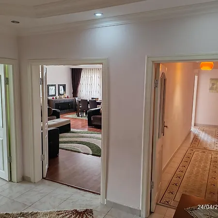 Apartment Beylikduezue Boelgesinde Ferah Bir Site Ici Konut Istanbul