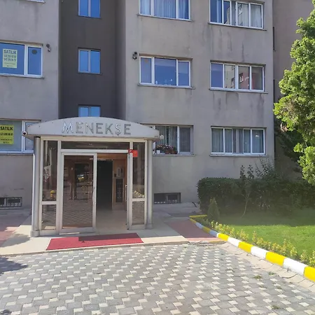 Apartment Beylikduezue Boelgesinde Ferah Bir Site Ici Konut