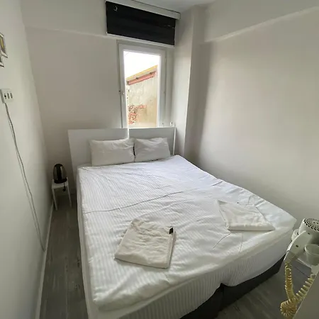 Rioletta Suit Otel *