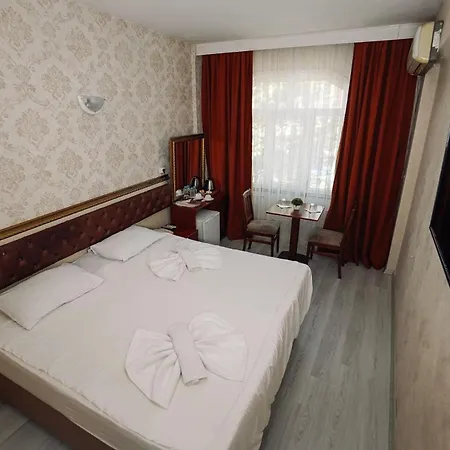 Topkapi Golden Time 3* Istanbul