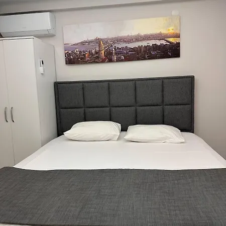 Zara's In Apartment