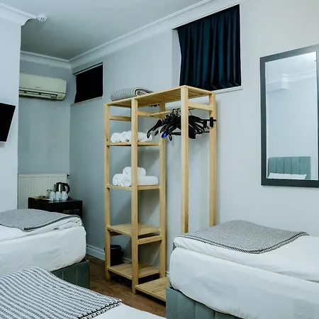 Bed & Breakfast November