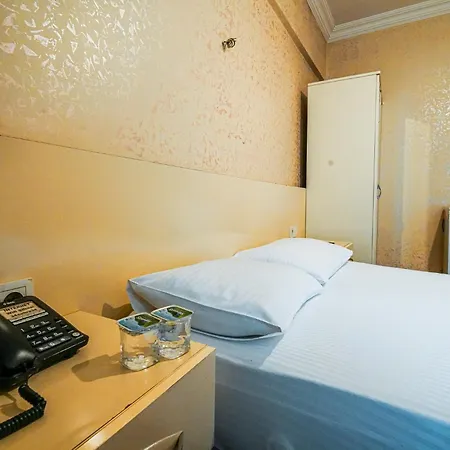 Sahra Hotel 3*